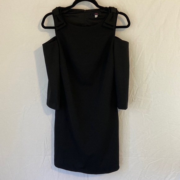 Trina Turk Aris Bow Cold Shoulder Black Dress Size S - Picture 1 of 10